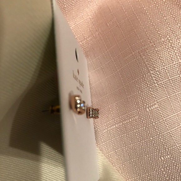 **Final Markdown**Kate Spade Bracelet/Earring Set - Picture 7 of 8